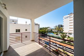 Flat  Carrer carrer de saridakis. Piso zona cala major 3 hab, 2 baños, con parking, trastero