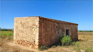 Terreny residencial  Campos. Terreno con proyecto básico para construir un chalet y piscina e