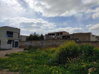 Terreno residencial  Son adolsa via ferrea. Solar urbano en palma para construir una casa unifamiliar