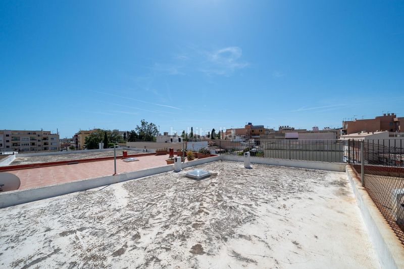 Foto 2060c127-94ca-4029-84f8-a65d176d6b68. Casa adosada chalet adosado en zona vivero, palma en Palma de Mallorca