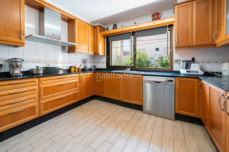 Foto cd791e0d-e97e-470a-8ce4-66069140bd0d. Casa adosada chalet adosado en zona vivero, palma en Palma de Mallorca