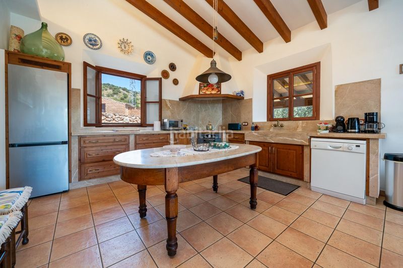 Foto c2eb9eda-f739-4b91-bc89-afef86329eee. Chalet mit heizung parking pool in Sant Llorenç des Cardassar
