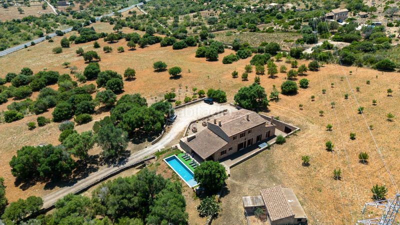 Foto eef7a91a-6635-494b-9d03-cbb0ed321ee7. Chalet mit heizung parking pool in Sant Llorenç des Cardassar