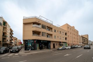 Pis  Carrer bisbe pere de puigdorfila. Piso ubicado en zona ocimax
