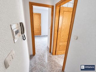 House in Baza. Casa en planta alta en venta – 69.900 €