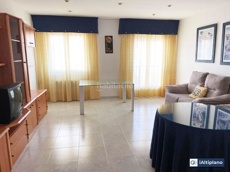 Foto b0a4d4f6-e36f-49a3-a102-f0537d375567. Pis amb calefacció aparcament a Baza