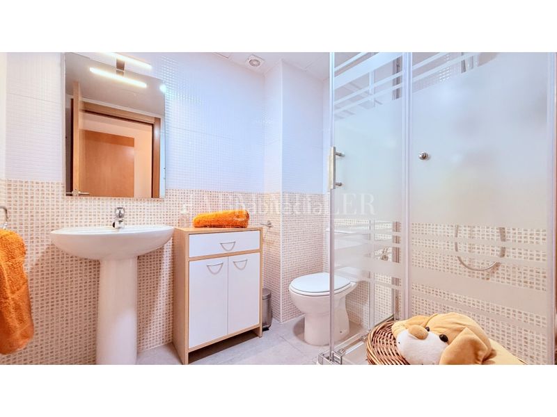 Foto d78ac96b-135b-491c-bd65-ecec952d6b4b. Planta baixa amb aparcament piscina a Els Griells Estartit