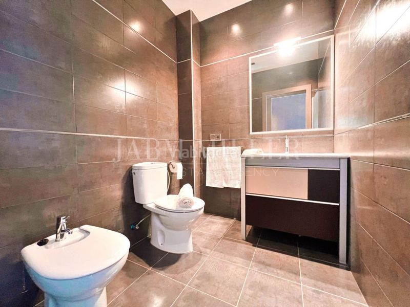 Foto 1dfb2c03-efd9-4bf2-9c3e-adb96b38e41c. Casa amb calefacció aparcament piscina a Yecla