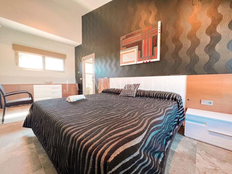 Foto ac288618-c530-4bb8-a774-d4bc3d20ea91. Casa amb calefacció aparcament piscina a Yecla