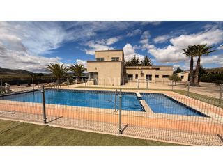 Casa in Yecla. Espectacular villa de lujo en yecla murcia