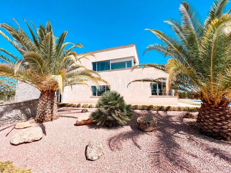 Foto b96ae23f-d06d-473b-a018-f2d70d7afc8f. Casa amb calefacció aparcament piscina a Yecla