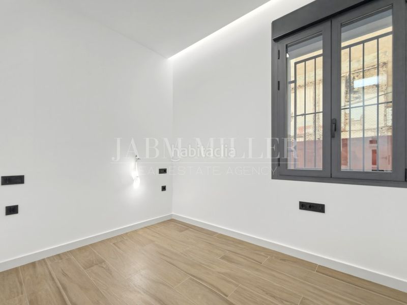 Foto 9d3e3f3f-aeea-4ef7-95cc-1d4fa11e40b8. Piano terra con riscaldamento in Plaza Crevillente - Antiguos Juzgados - El Asilo Elche / Elx