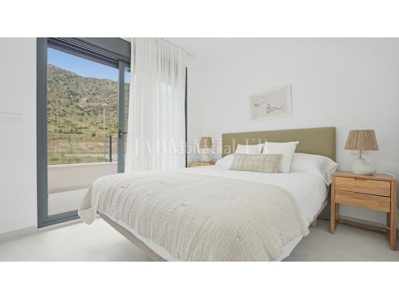 Foto fe53ef9d-0e90-4940-800d-e412a98039e9. Casa adossada amb aparcament a Cox