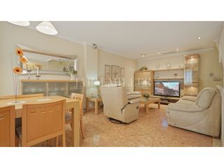 Casa  Calle alberto asencio gonzalvez. Espectacular chalet en el kelme elche