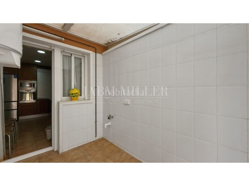 Foto db065fa8-c1e4-4c5d-92d6-f57a7c5850b3. Casa con riscaldamento parcheggio piscina in Ciutat Universitària Elche / Elx