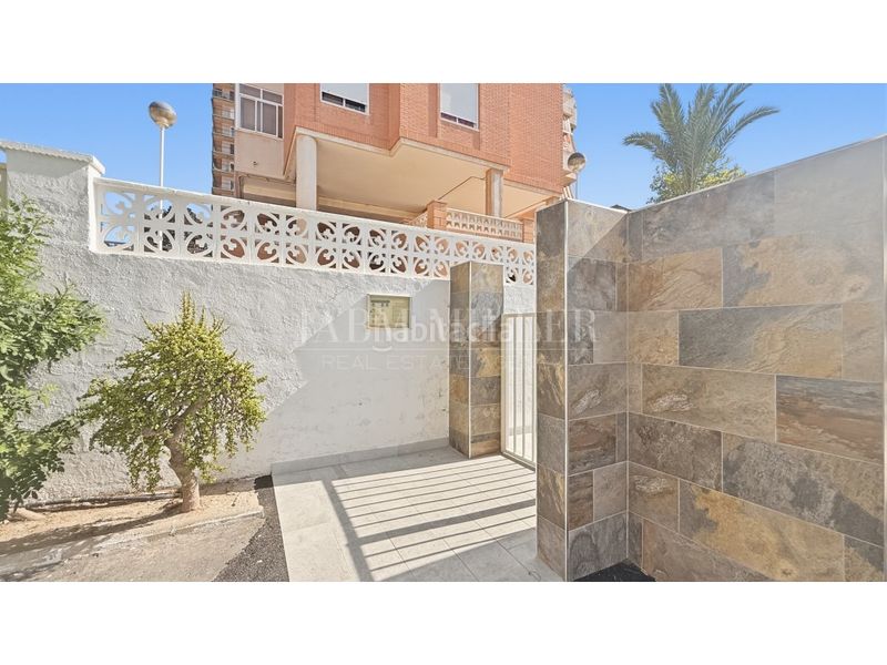 Foto 5f466710-14c9-4710-9961-514206f6d64c. Planta baixa a Los Arenales del Sol Elche / Elx
