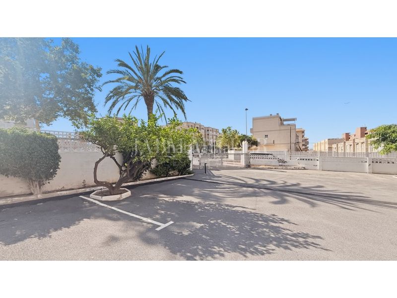 Foto bf78925b-d9ae-41b6-ab07-953f5140acd2. Planta baixa a Los Arenales del Sol Elche / Elx