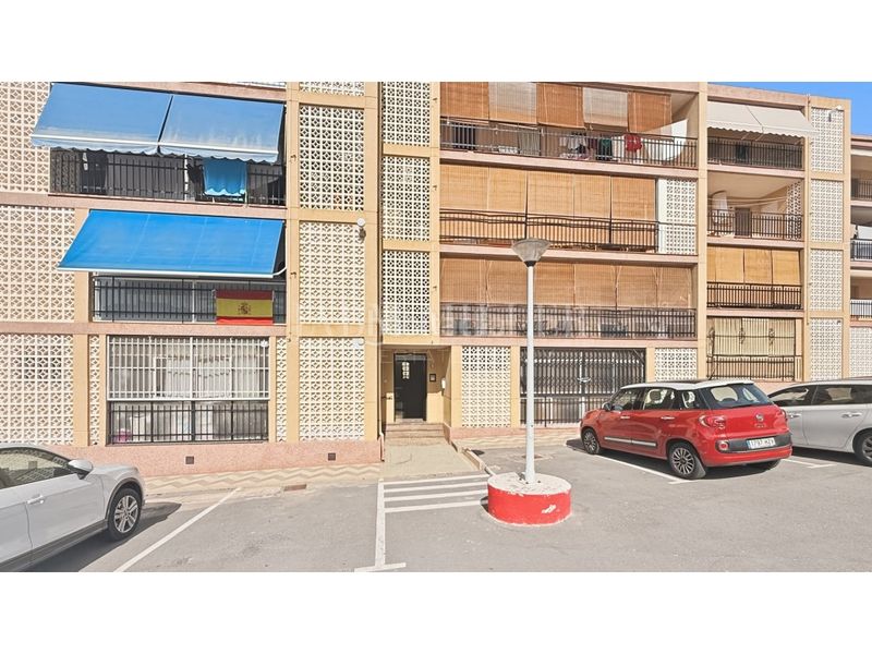 Foto d7e32685-51b0-46e1-9269-e7f975beedba. Planta baixa a Los Arenales del Sol Elche / Elx