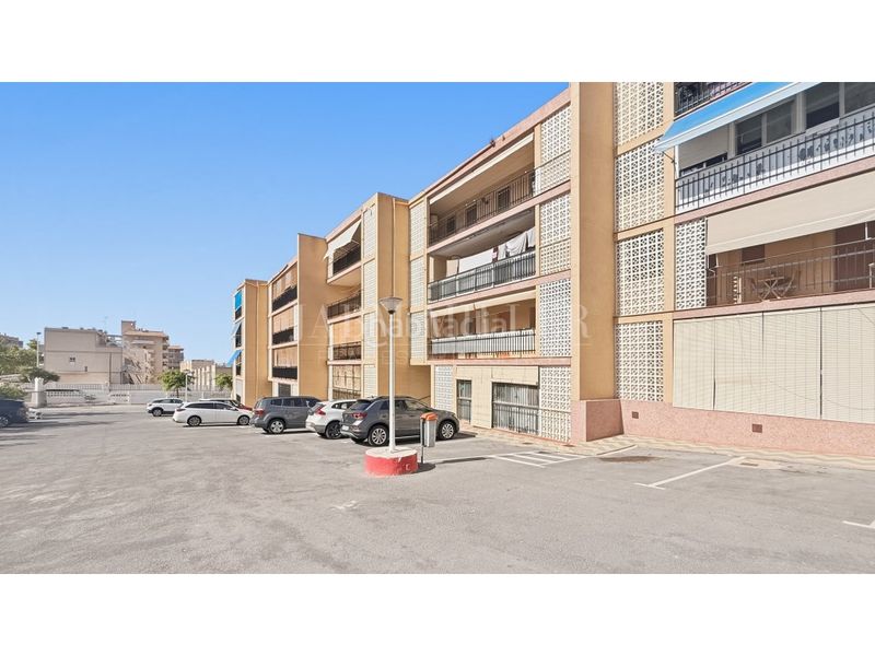 Foto e9d9e472-f17a-4c14-a245-ffae965ece95. Planta baixa a Los Arenales del Sol Elche / Elx