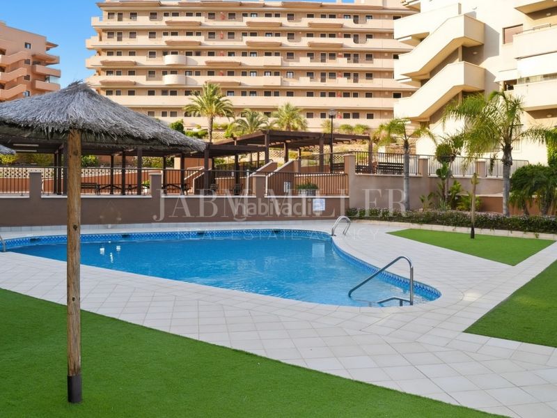 Foto fe02f330-6f69-48d9-9dab-c0283aec0f91. Pis amb aparcament a Los Arenales del Sol Elche / Elx