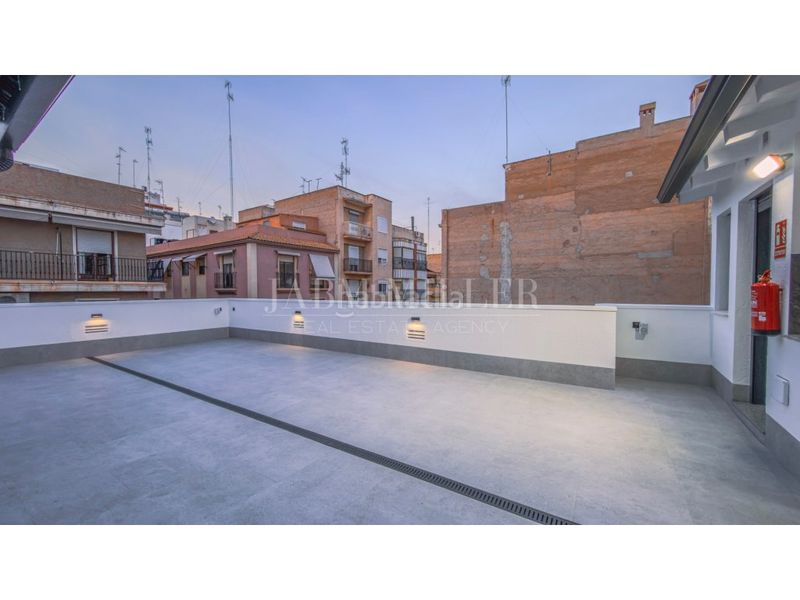 Foto 76058cfe-78d4-4afd-88b0-db70662c576e. Àtic amb calefacció a Plaza Crevillente - Antiguos Juzgados - El Asilo Elche / Elx