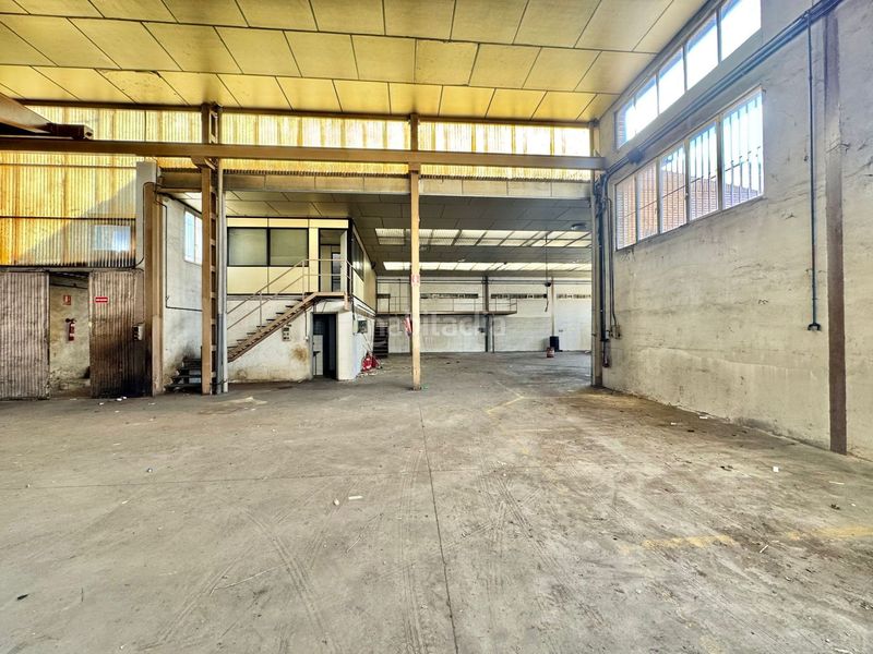 Foto 7e2e01f8-cc6c-49a8-8c0d-4d2fee4f2ba6. Location bâtiment à usage industriel dans La Portalada - Varea Logroño