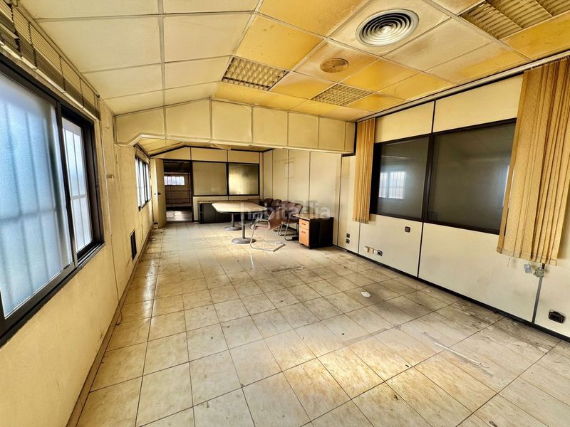 Foto 8830557d-0e8f-4327-a9a8-d6f4d6139b94. Location bâtiment à usage industriel dans La Portalada - Varea Logroño