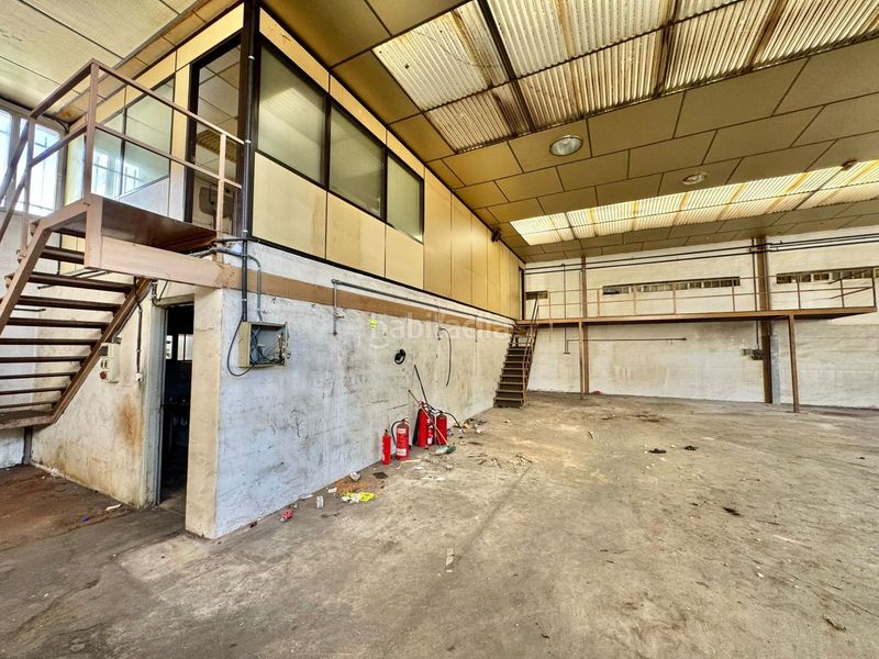 Foto b2565d7f-cae9-40ab-b10c-c62cd3286357. Location bâtiment à usage industriel dans La Portalada - Varea Logroño