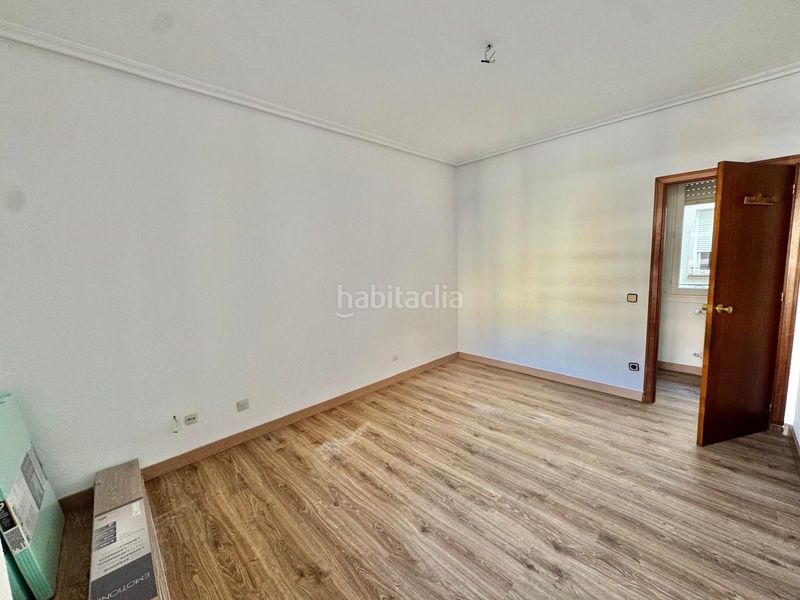 Foto 3a8bb58e-4101-46ab-8b5d-5215f14ed46f. Apartament amb calefacció a Gran Via Logroño