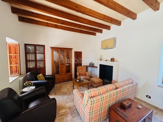 Foto 598dd8c1-3d00-47bd-91c4-e31bda79f45a. Masia amb aparcament a Manacor centre Manacor