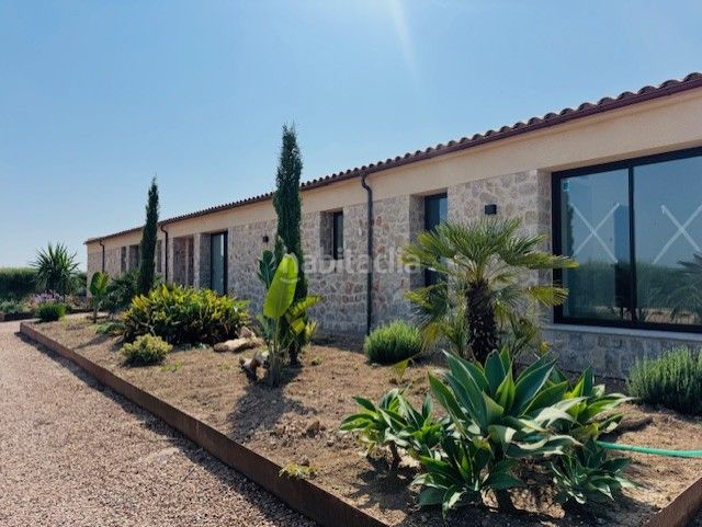 Foto 34869bde-fbc8-409c-a989-a9a3b2fc0b16. Masia amb aparcament piscina a Manacor centre Manacor