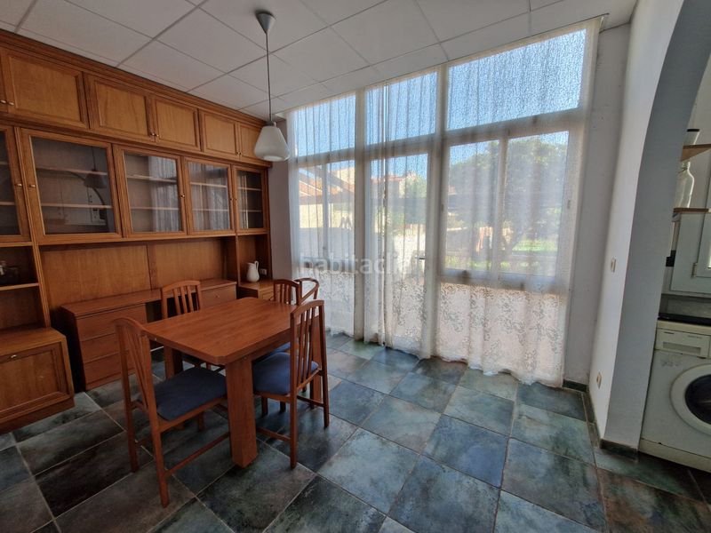 Foto 02b58440-cdce-41b1-9288-6d60eb775ee1. Casa amb aparcament a Creu de la Mà Figueres