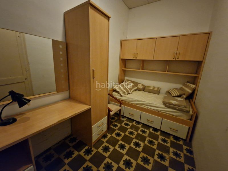 Foto fa07d780-eb7d-4d8f-8f3a-f0eb0af3cc0f. Casa amb aparcament a Creu de la Mà Figueres