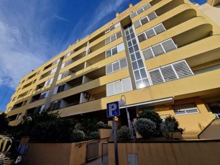 Appartement  Carrer de pere iii. Piso en venta en figueres