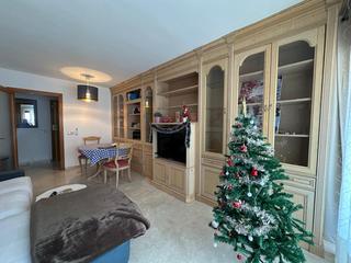 Pis a Foners. Precioso piso en zona foners con parking opcional.