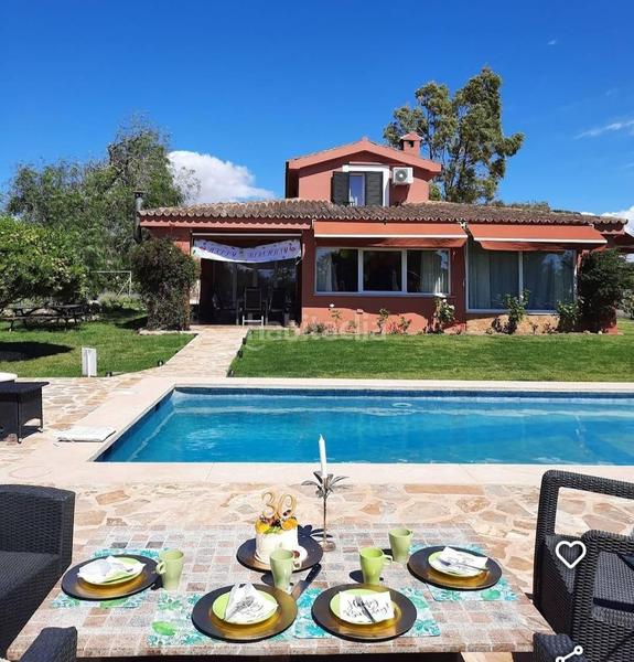 Foto b0557e2d-ebee-4c95-9224-8ba27e03b1f3. Chalet con parcheggio piscina in Son Gual Palma de Mallorca