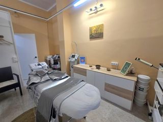 Geschäftsraum in Bons Aires. Se vende local comercial haciendo esquina