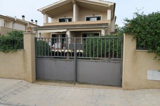 Casa aparellada a Pòrtol. Pareado en portol marratxi precio no negociable