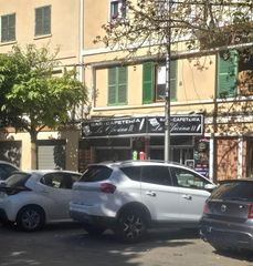 Local Comercial a Cas Capiscol. Se vende barcafeteria con inquilino rentabilidad 8
