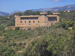 Mas à Sa Cabaneta. Finca rustica en portol. precio negociable