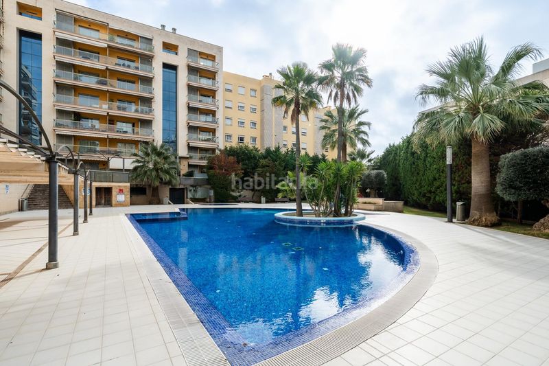 Foto 1bf00281-47d3-4854-8a6d-79d63caf45a2. Àtic amb calefacció aparcament piscina a Son Espanyolet Palma de Mallorca