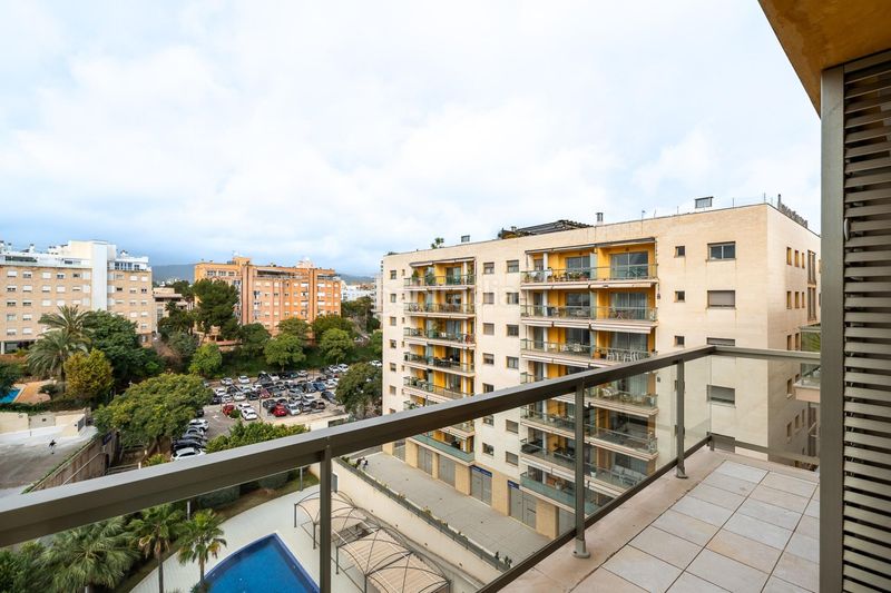 Foto d839bf04-76ea-4aff-88d2-2e691f4d040a. Àtic amb calefacció aparcament piscina a Son Espanyolet Palma de Mallorca