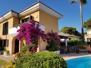 Location Maison jumelée à Muro. Se alquila larga duración se exige solvencia económica