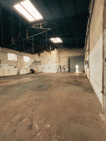 Foto 674d516d-2681-435f-aaca-ce3259f8a924. Nau industrial a Laguna Park Parla