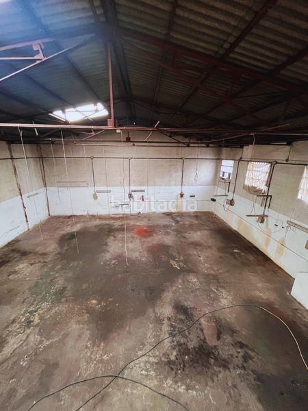 Foto bd7bf7e9-78db-4f62-80d9-61f6cba031b6. Nau industrial a Laguna Park Parla