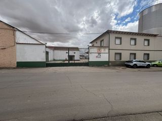 Fabrikhalle in La mancha 60. Complejo industrial  antigua bodega con gran potencial logístico