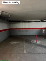 Car parking  Navahermosa. !oportunidad en polan! dos plazas de garaje en edificio seminuev
