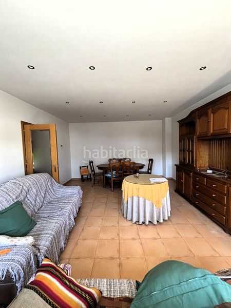 Foto e49e3c53-463a-42ff-b466-f36711141f45. Casa amb aparcament a Polán