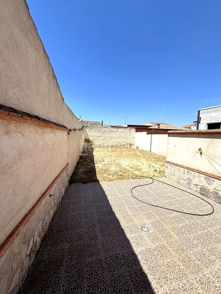 Foto 0f2ba5d5-d6ca-442a-a1ae-2a6fd72b9d7a. Casa a Polán