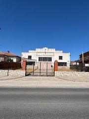 Nau industrial en Guadamur. Nave industrial urbana con gran visibilidad en guadamur 537 m co